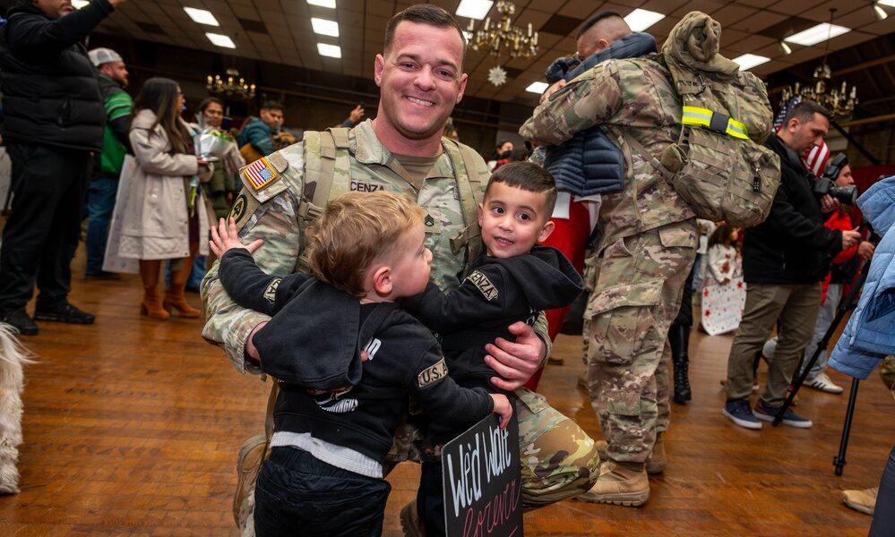 National Guard soldiers welcomed home from Iraq and Syria deployment